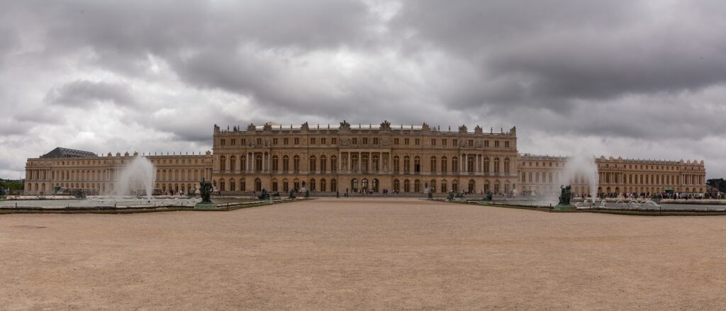 Palácio de Versalhes: Conheça a história e curiosidades