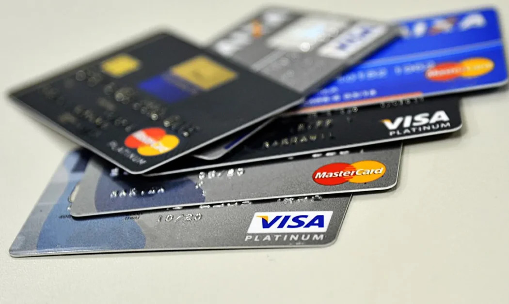 Vantagens e Desvantagens de Ter um Cartão de Crédito