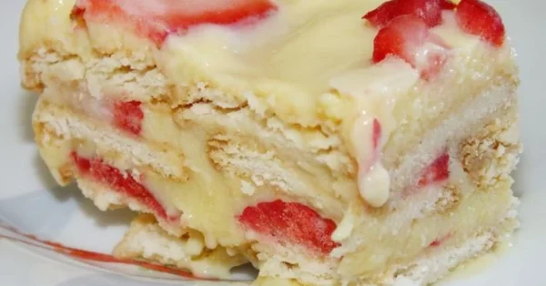 Como fazer uma deliciosa sobremesa gelada de morango em 5 passos simples