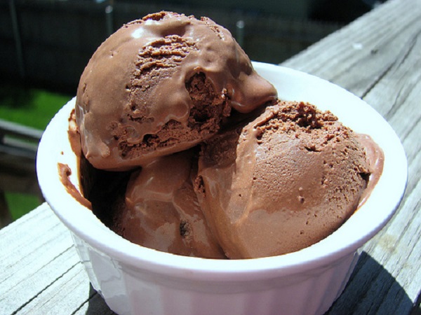 Como fazer sorvete de chocolate cremoso: Um clássico irresistível para os amantes de chocolate