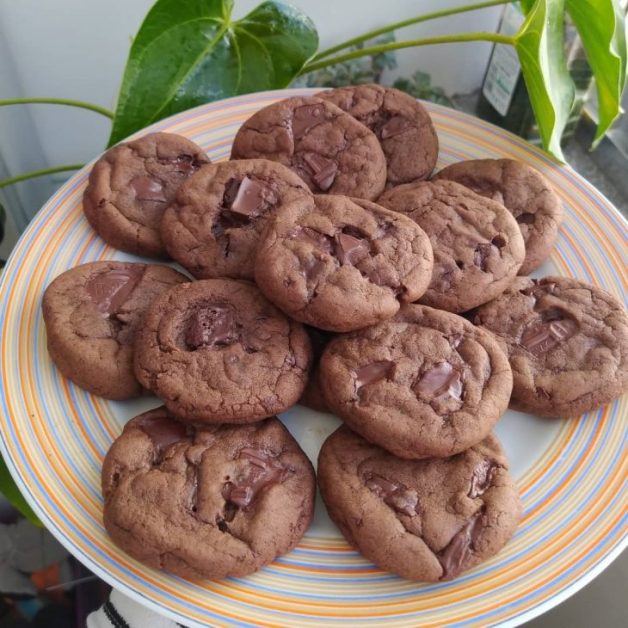 cookies duplos de chocolate: