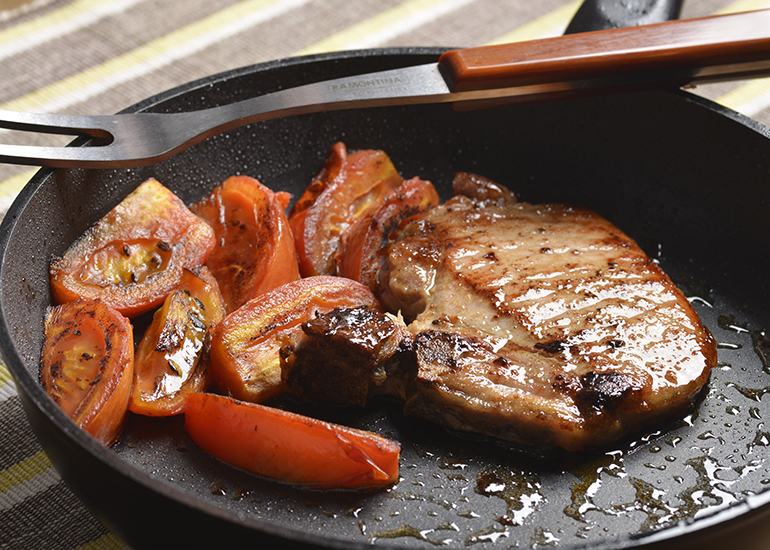 Bisteca com vagem e tomate na AirFryer