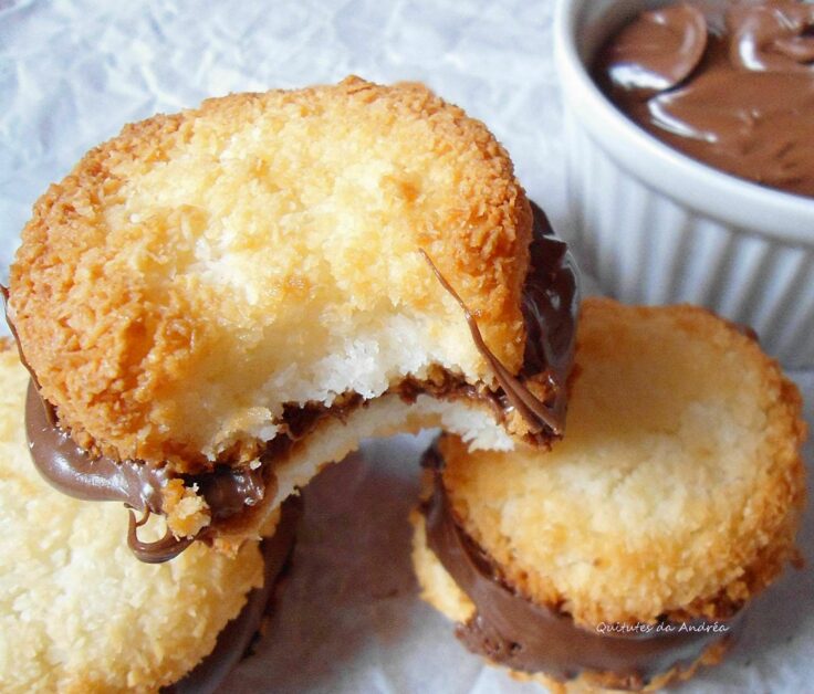 Biscoitinhos de Coco e Avelã