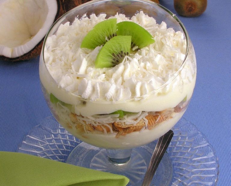 Sobremesa de Kiwi e Coco