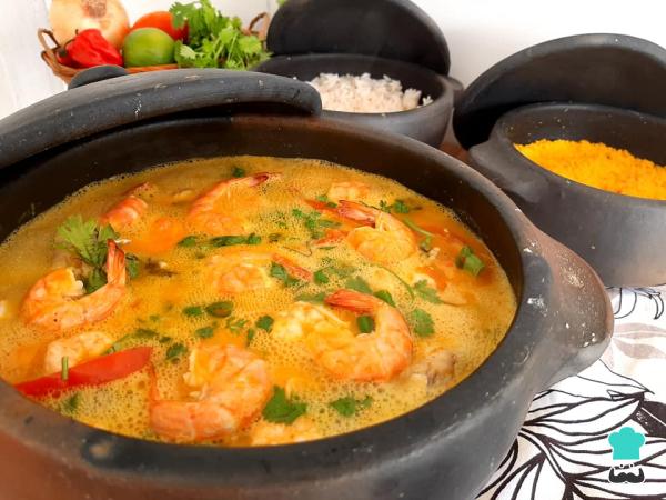 Moqueca de Peixe com Camarão