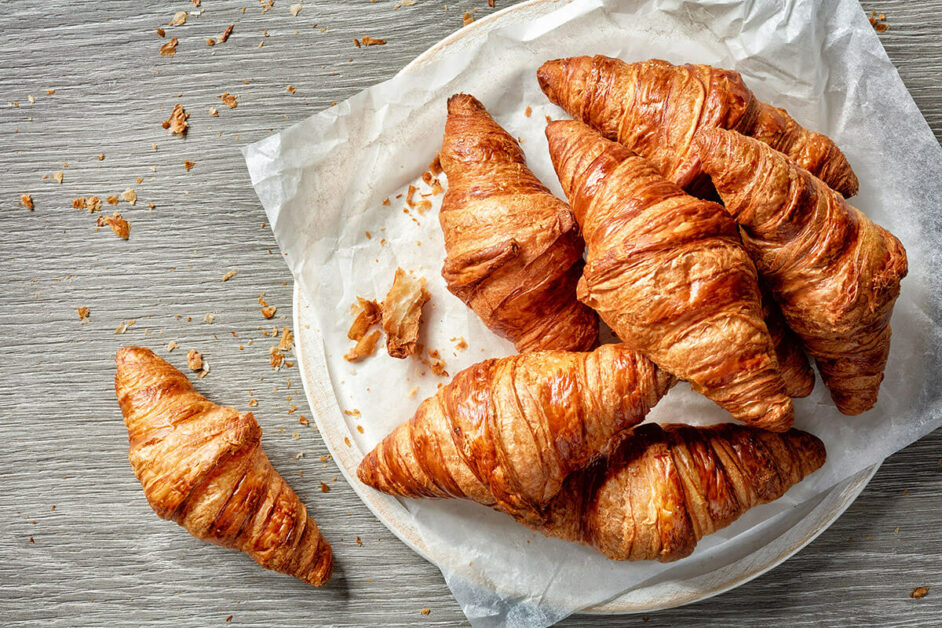 Como Fazer Croissants Macios e Amanteigados