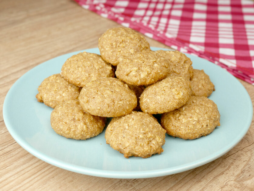 Bolachas de Aveia Integral: Lanche Crocante