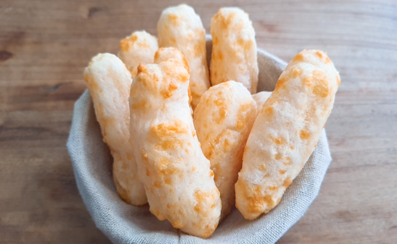 A Arte por Trás dos Biscoitos de Queijo Crocantes