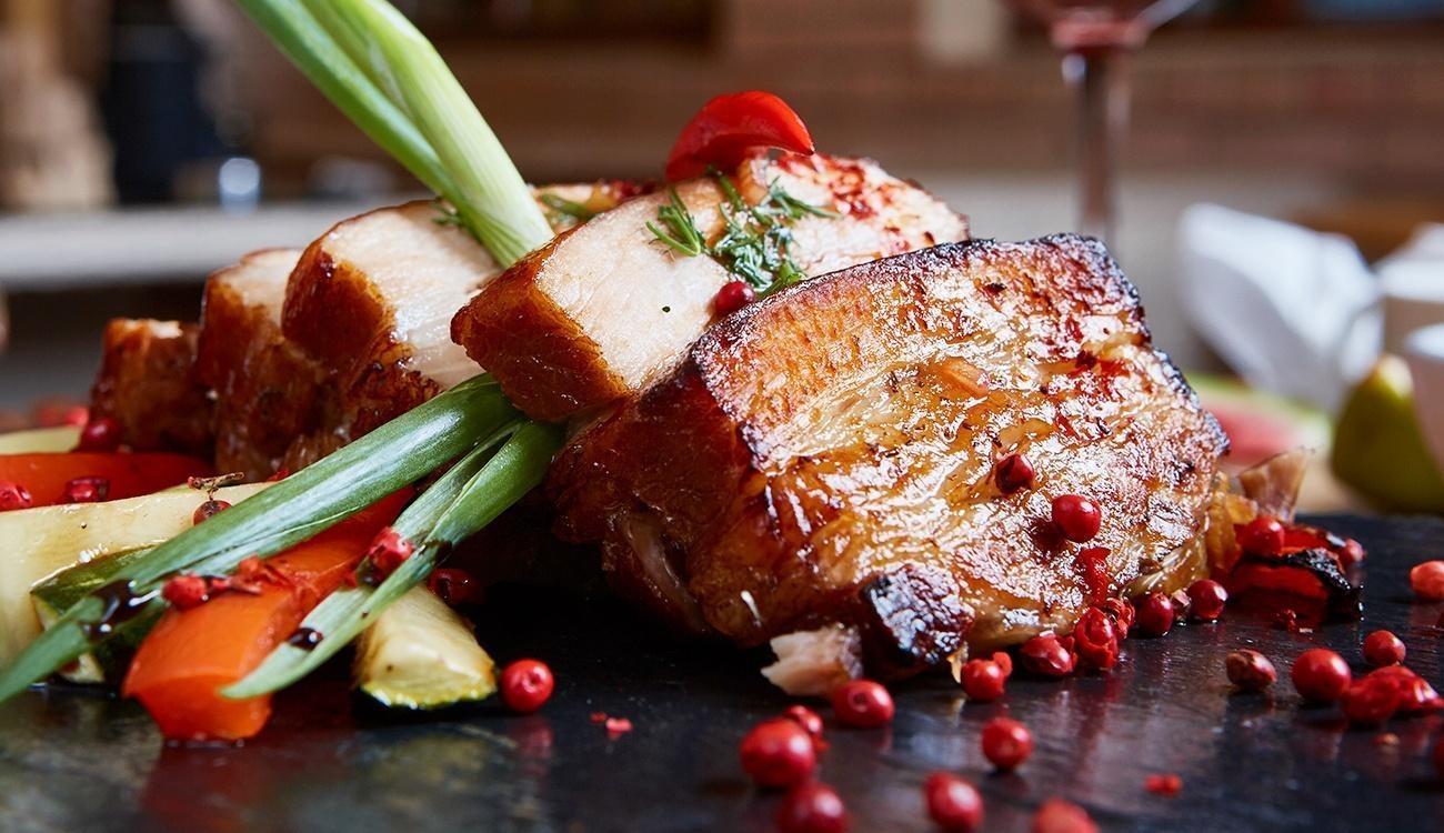 Como fazer Barriga de Porco Caramelizada: uma Deliciosa Experiência Culinária