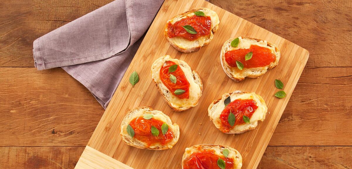 Como fazer a Melhor Bruschetta de Tomate e Manjericão