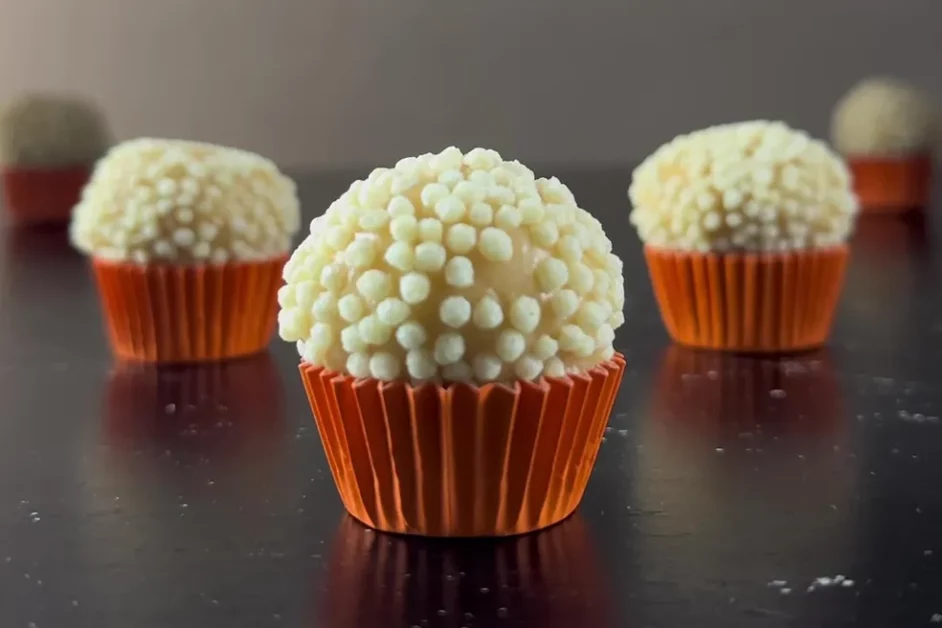 Brigadeiro de Espumante: Um Toque Sofisticado na Sua Sobremesa