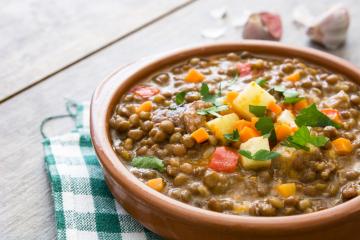 Como fazer linguiça com lentilhas: Uma receita nutritiva e reconfortante