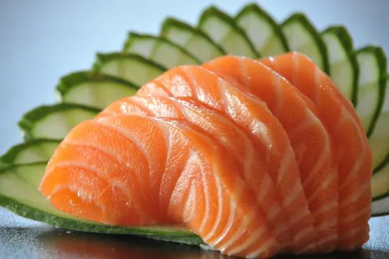 Como fazer Sashimi de Salmão Fresco: Uma Delícia Japonesa para Impressionar