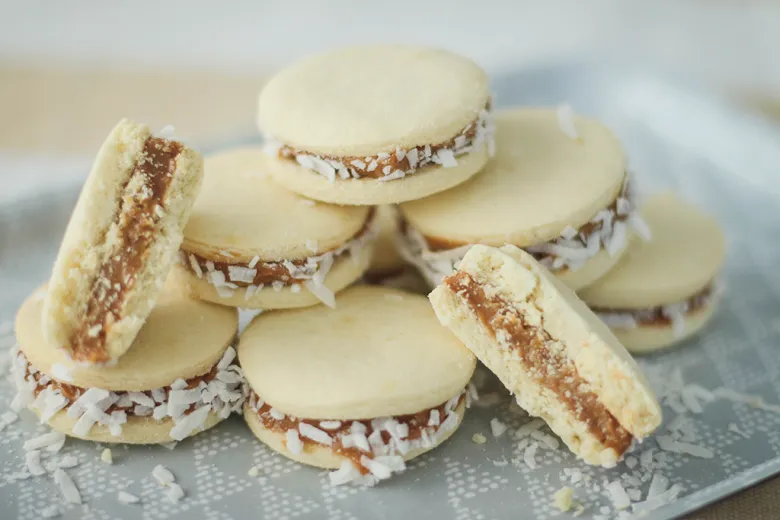 Como fazer alfajor com apenas 4 ingredientes