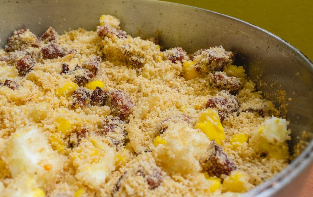 Como Fazer Farofa com Abacaxi Crocante e Deliciosa em 15 Minutos!