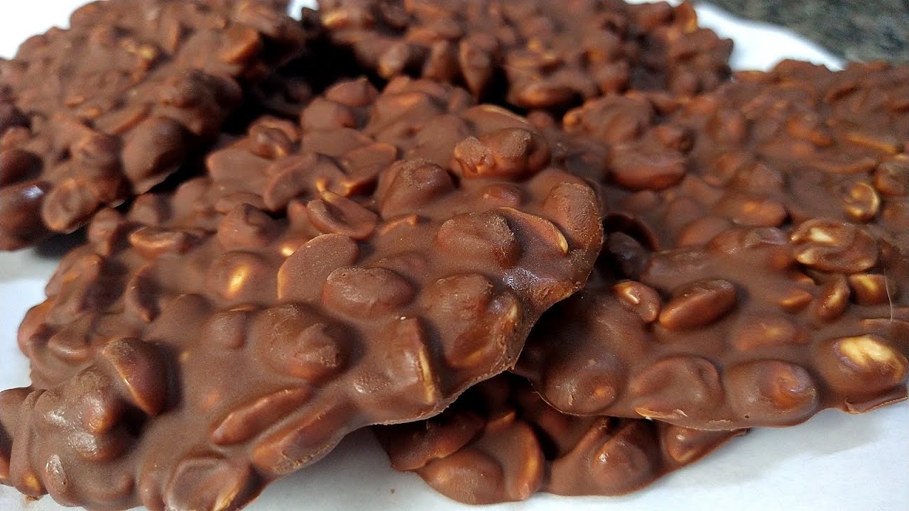 Como Fazer Pé de Moleque de Chocolate Fácil: Uma Delícia Crocante em Minutos!