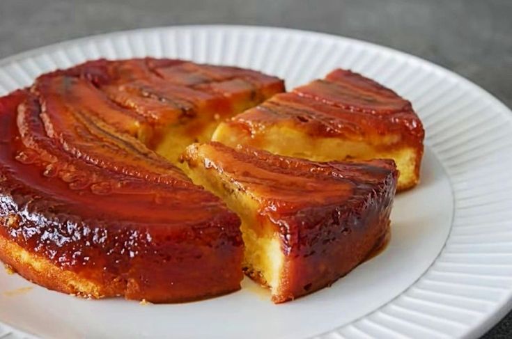 Como fazer Bolo de Banana Caramelada Úmido e Delicioso: A Receita Perfeita para os Amantes de Banana!