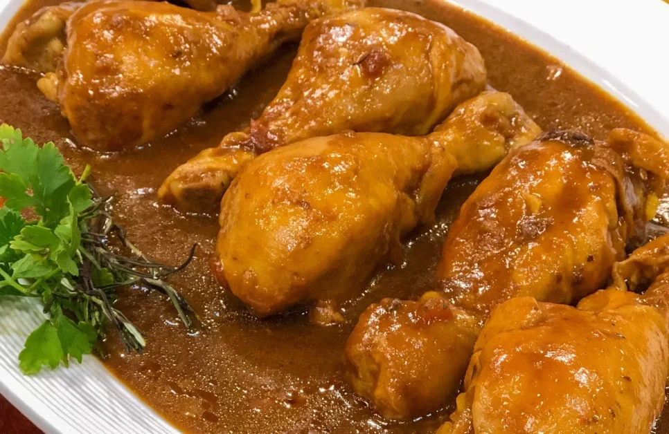 Como Fazer Coxas de Frango ao Molho: Um Prato Prático, Delicioso e Perfeito para o Dia a Dia!