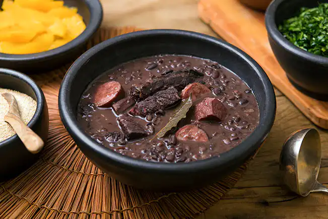 Como Escolher as Carnes para Feijoada Tradicional ou Gourmet: Um Guia Completo para Todos os Gostos!