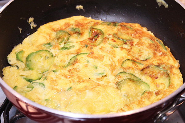 Como Fazer Frittata de Abobrinha de Frigideira: Uma Refeição Rápida, Deliciosa e Nutritiva!