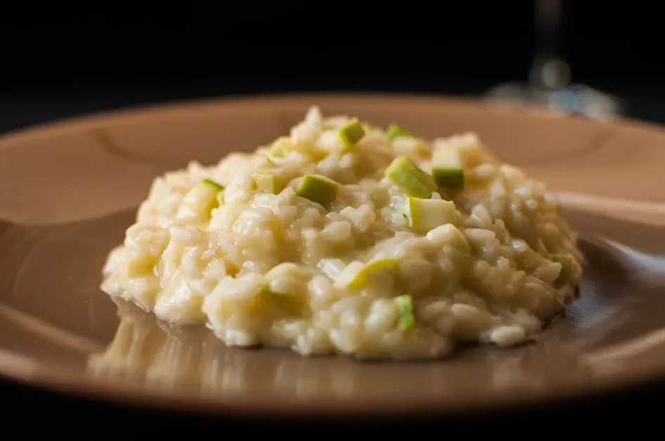 Como fazer Risoto de Provolone cremoso e saboroso: passo a passo fácil e rápido!