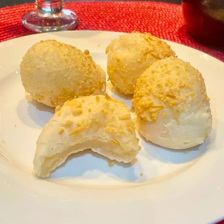 Como fazer Pão de Queijo Sem Ovos Fácil e Rápido: Ideal para o café da manhã ou lanche!