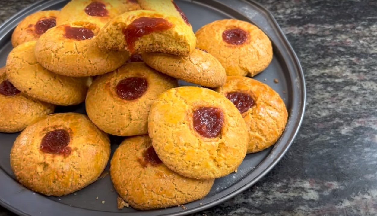 Como fazer Broa de Milho com Goiabada: Macia por dentro, crocante por fora e perfeita para o café da manhã!