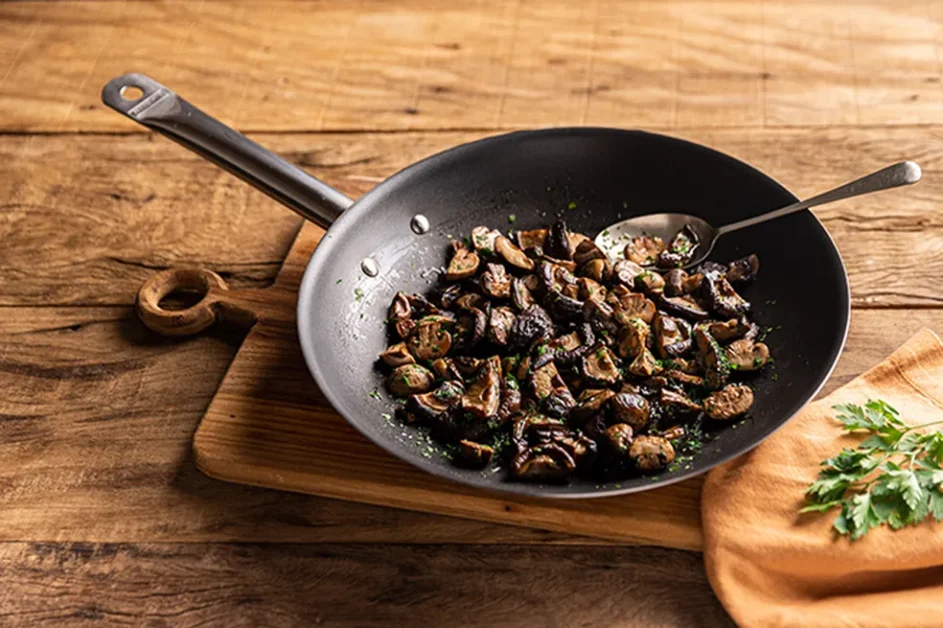 Como fazer Cogumelos Refogados com Salsinha: O acompanhamento perfeito para carnes e massas!

