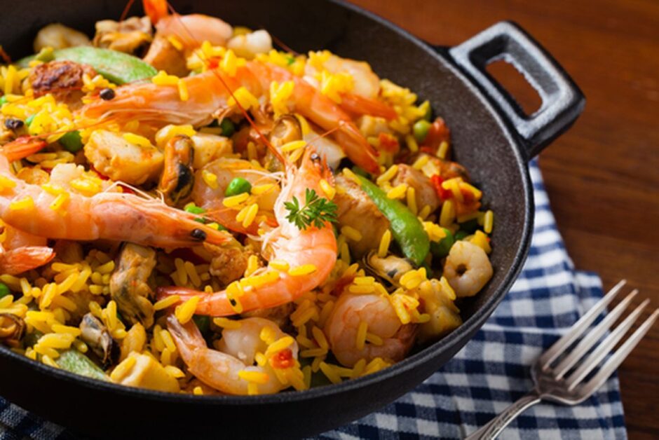 Como fazer Paella de Frutos do Mar: A receita tradicional espanhola, passo a passo!

