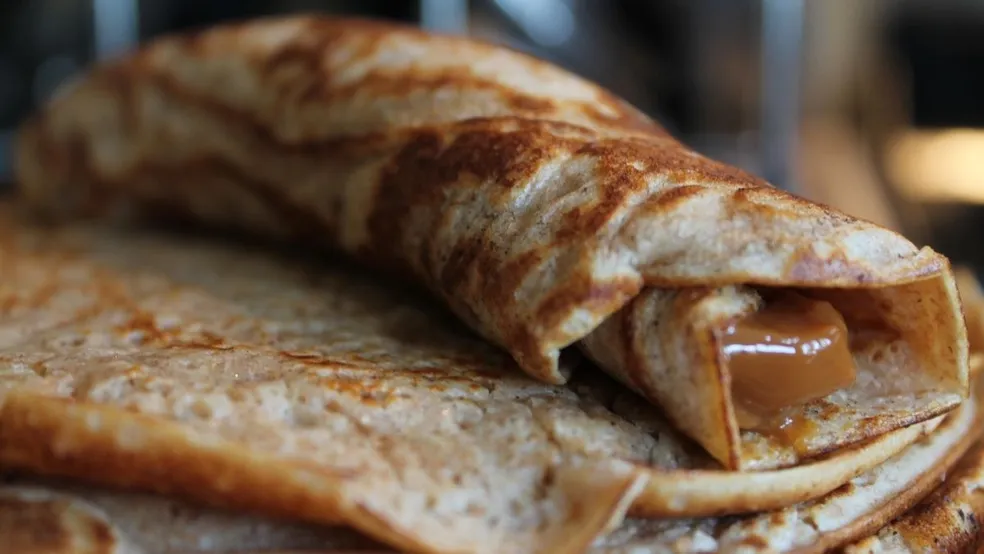 Como fazer Panqueca Doce com Doce de Leite: Macia, saborosa e fácil de preparar!