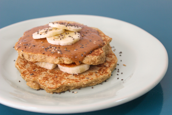 Como fazer Panqueca de Banana com Whey e Pasta de Amendoim: A refeição perfeita para começar o dia com energia!