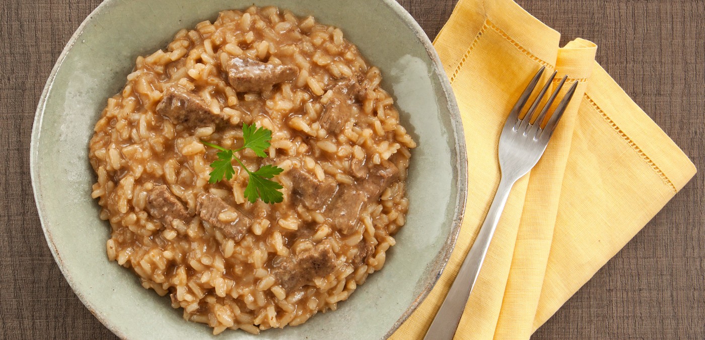 Como fazer Risoto de Carne com Shoyu: Cremoso, saboroso e pronto em poucos minutos!