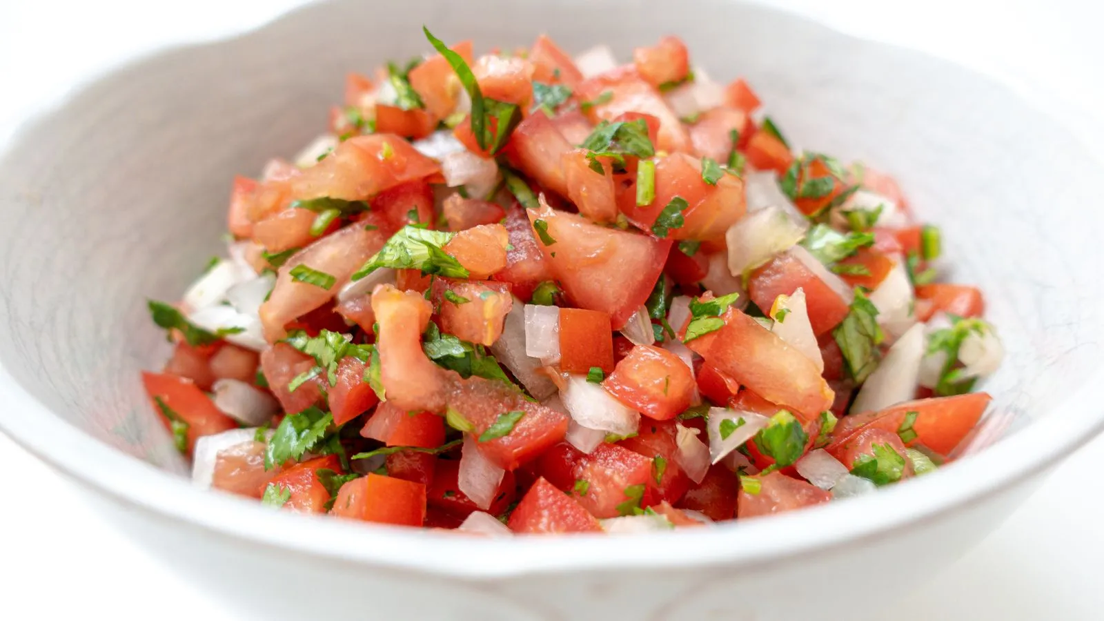 Como fazer Pico de Gallo Perfeito: A receita clássica mexicana, passo a passo!